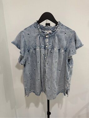 Rails Light Wash Denim Ruffled Collar Short Sleeve Blouse